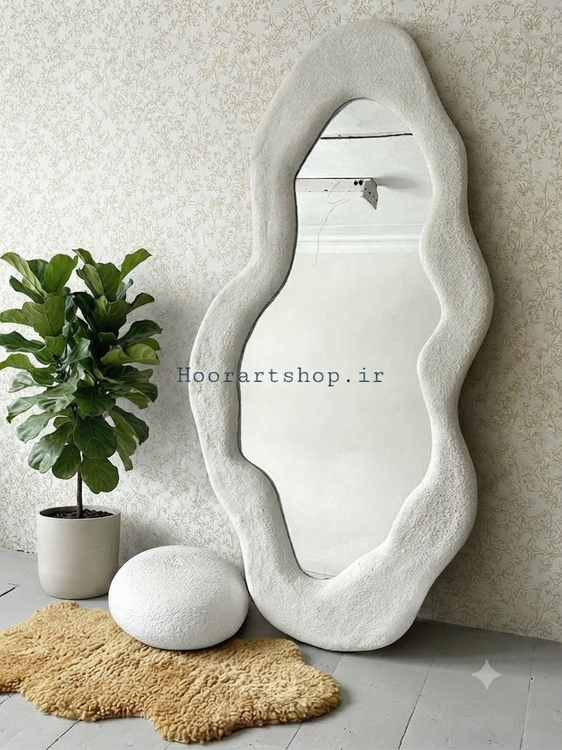 آینه پاپیهماشه آوینا با طراحی ارگانیک و قاب دستساز.