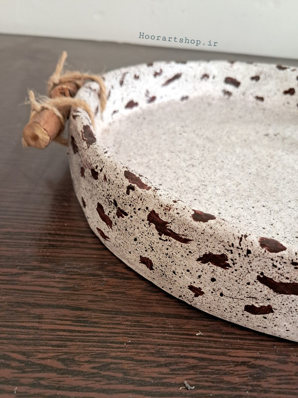 نمای نزدیک سینی دایره پاپیه ماشه